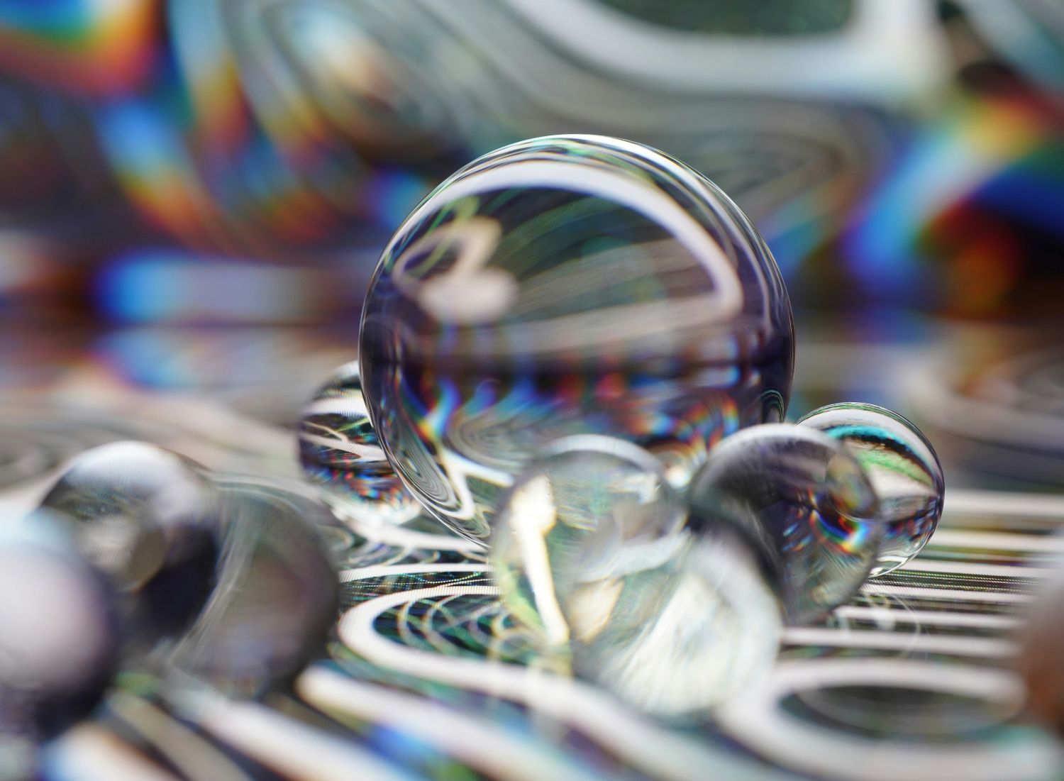 Polymer and plastic material under microscope for failure analysis