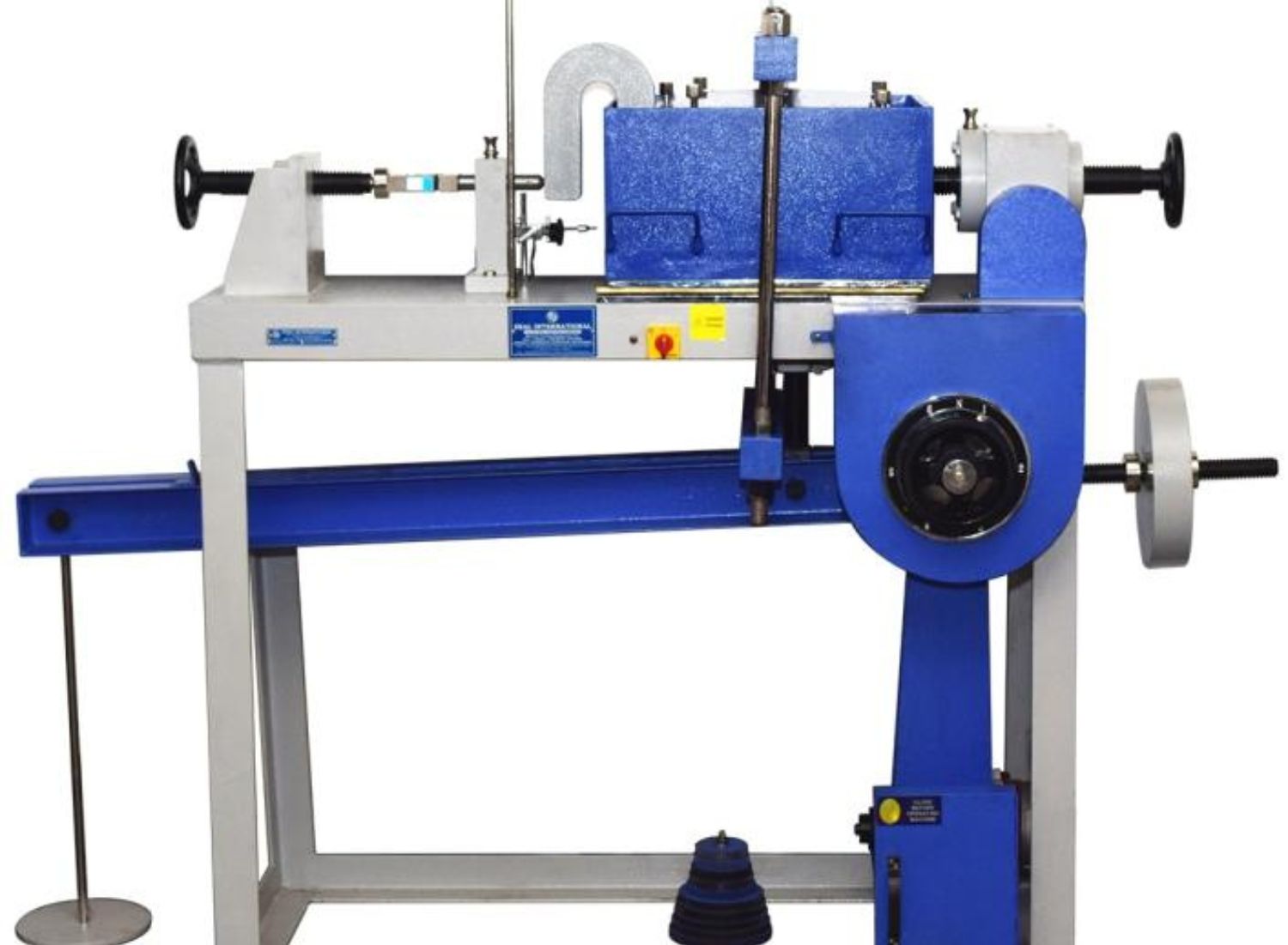 Shear testing apparatus measuring material deformation and rupture resistance